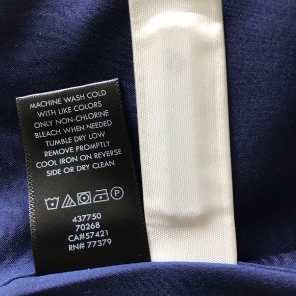 Gorgeous Ann Taylor Blazer, Size 8 - Picture 8 of 8